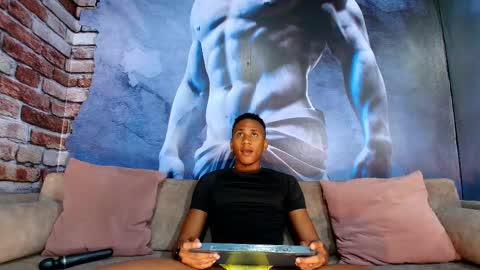 Snapshot of ethan_fox11 chatting on 23, 4, 2026 King Ethan online show from 23, 4, 2026