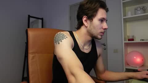 Snapshot of ethan_fyre1 chatting on 25, 10, 2025 Ethan online show from 25, 10, 2025