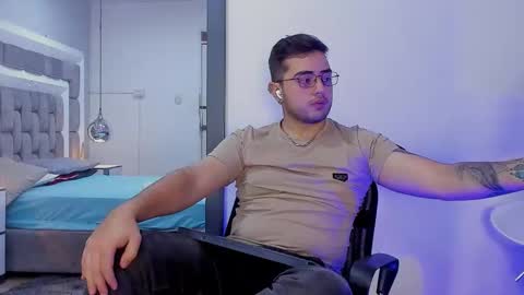 ethan_greys online show from 19, 12, 2025