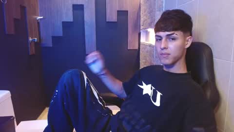 E T H A N  online show from 6, 2, 2026