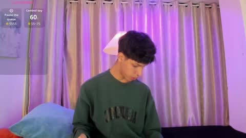 Snapshot of ethan_qop chatting on 16, 4, 2026 Ethan online show from 16, 4, 2026