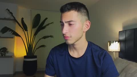 Snapshot of ethan_skiny_ chatting on 12, 12, 2024 Joan online show from 12, 12, 2024