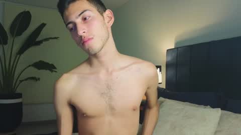 Snapshot of ethan_skiny_ chatting on 30, 12, 2024 Joan online show from 30, 12, 2024