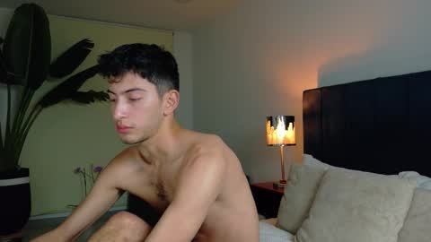 Snapshot of ethan_skiny_ chatting on 2, 11, 2025 Joan online show from 2, 11, 2025