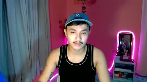 Snapshot of ethan_uwuxx chatting on 25, 9, 2025 DAVE online show from 25, 9, 2025