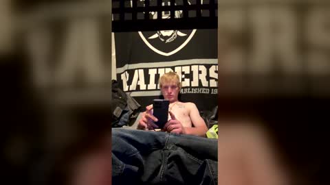 ethanbmx2001 online show from 3, 5, 2026