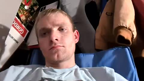 ethanbmx2001 online show from 27, 7, 2026