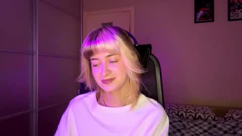 Snapshot of ethelynprochaska chatting on 11, 11, 2025 Emily online show from 11, 11, 2025