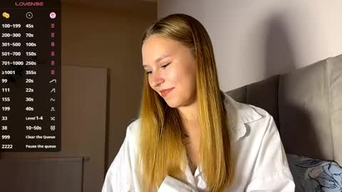Snapshot of eugenierickel chatting on 6, 6, 2026 Alice online show from 6, 6, 2026
