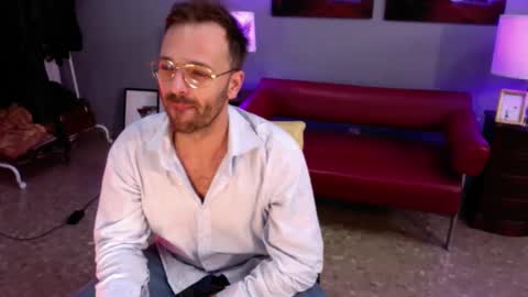 Snapshot of euginehot chatting on 10, 3, 2025 euginehot online show from 10, 3, 2025