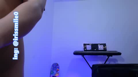 Snapshot of eva_brooks1 chatting on 2, 1, 2025 Iris Smile independent model online show from 2, 1, 2025