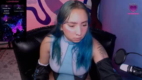 Snapshot of eva_brooks1 chatting on 28, 9, 2025 Iris Smile independent model online show from 28, 9, 2025