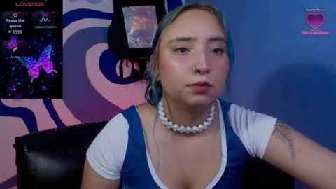 Snapshot of eva_brooks1 chatting on 2, 10, 2025 Iris Smile independent model online show from 2, 10, 2025