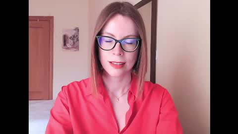 Snapshot of eva_cutesmile chatting on 3, 4, 2026 Eva online show from 3, 4, 2026