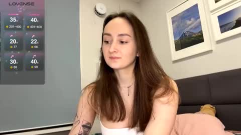 Snapshot of eva_elfis chatting on 19, 12, 2025 Eva online show from 19, 12, 2025