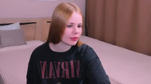 Snapshot of eva_ellis chatting on 19, 4, 2026 Eva online show from 19, 4, 2026