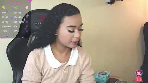 Snapshot of eva_foxs chatting on 25, 11, 2025 Eva Foxs online show from 25, 11, 2025