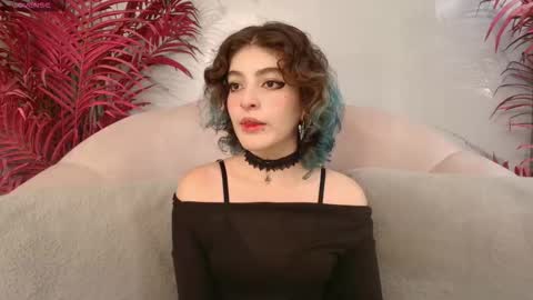 E V A online show from 8, 1, 2026