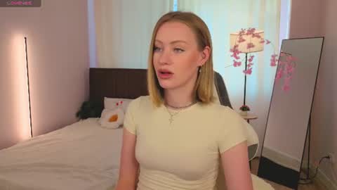 Snapshot of eva_hamilton chatting on 9, 7, 2026 eva hamilton online show from 9, 7, 2026