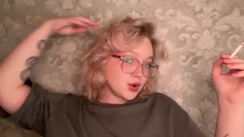 eva_kittenn online show from 15, 9, 2025