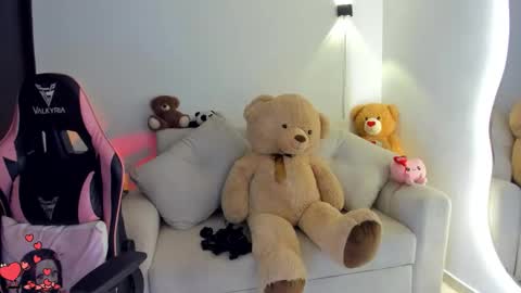 Snapshot of eva_lee18 chatting on 8, 3, 2026 Eva online show from 8, 3, 2026