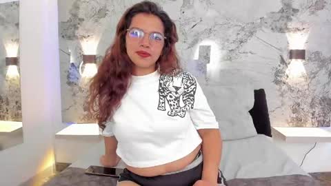 Snapshot of eva_luxi chatting on 5, 5, 2026 Eva online show from 5, 5, 2026