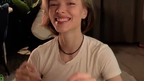 Snapshot of eva_natsumi chatting on 17, 1, 2026 Eva online show from 17, 1, 2026