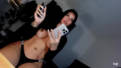 Snapshot of eva_penelope chatting on 4, 3, 2026 EVA online show from 4, 3, 2026