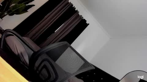 Snapshot of eva_penelope chatting on 11, 4, 2026 EVA online show from 11, 4, 2026