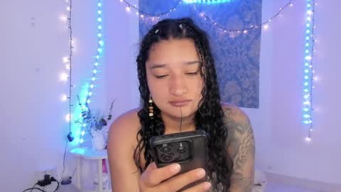 Eva  online show from 5, 4, 2026