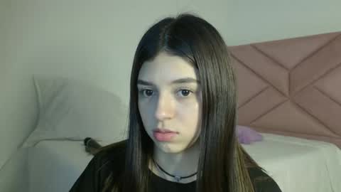 Eva Sin online show from 15, 5, 2026