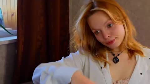 Snapshot of eva_sinn chatting on 19, 4, 2026 Hi there i am Eva and i wish create a nice community with you so join my Ticket Show for more pleasure online show from 19, 4, 2026