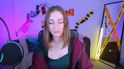 Snapshot of eva_smiith_ chatting on 27, 10, 2025 Eva online show from 27, 10, 2025