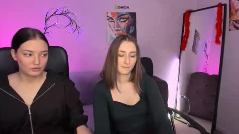 Snapshot of eva_smiith_ chatting on 20, 11, 2025 Eva online show from 20, 11, 2025