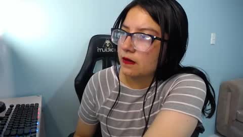 eva_smit_t online show from 5, 12, 2025