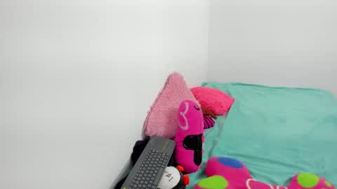 Snapshot of eva_sweet2 chatting on 8, 2, 2026 Estefania online show from 8, 2, 2026