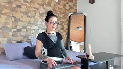 Snapshot of evaa_hall chatting on 9, 6, 2026 Eva online show from 9, 6, 2026