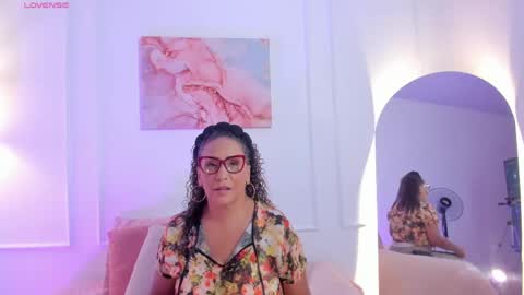 Snapshot of evaa_mills chatting on 30, 4, 2026 Eva online show from 30, 4, 2026