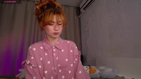 Snapshot of evaa_moonn_ chatting on 15, 9, 2025 Eva online show from 15, 9, 2025