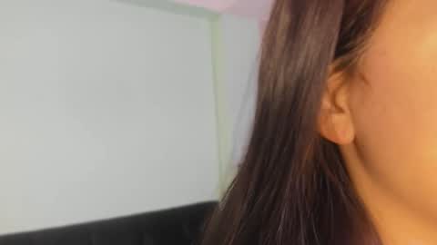 Snapshot of evaa_stevens chatting on 14, 11, 2025 julieth online show from 14, 11, 2025