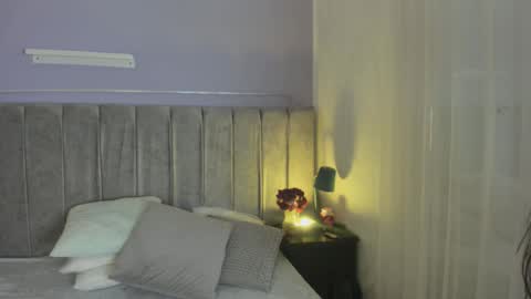 Snapshot of evaa_stevens chatting on 29, 11, 2025 julieth online show from 29, 11, 2025