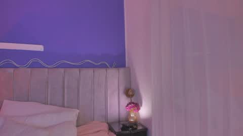 Snapshot of evaa_stevens chatting on 31, 3, 2026 julieth online show from 31, 3, 2026