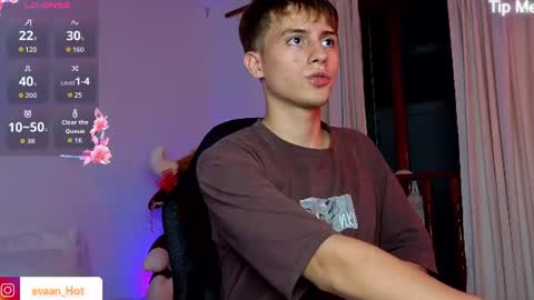 Snapshot of evaan_hot chatting on 30, 7, 2026 EVAN online show from 30, 7, 2026