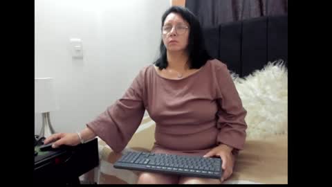 Eva online show from 5, 1, 2025