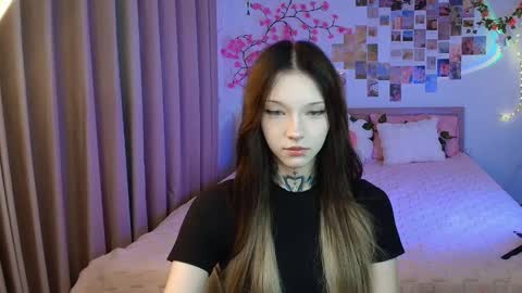 evaasilence online show from 27, 3, 2026