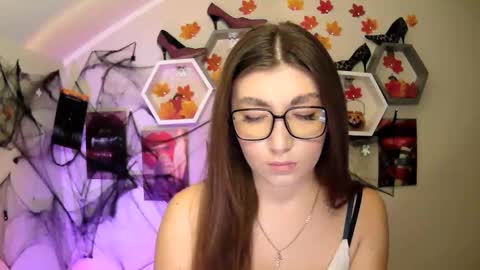 Evachaturbatte online show from 23, 10, 2025