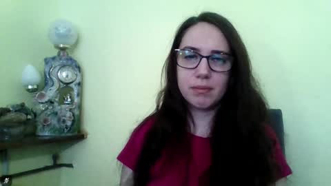 Snapshot of evaclassy chatting on 4, 12, 2025 EVA online show from 4, 12, 2025