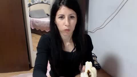 Snapshot of evacrisxxx chatting on 16, 9, 2025 hornycrissyyourlove online show from 16, 9, 2025