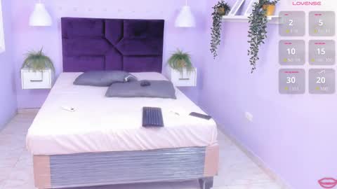 evahalston online show from 1, 3, 2025