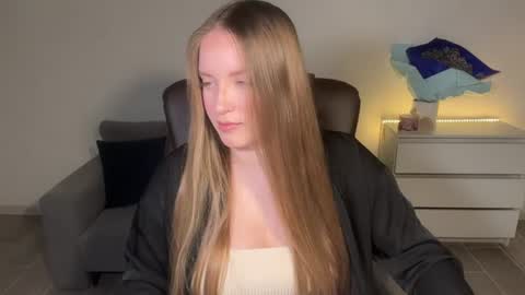 Snapshot of evajuly chatting on 28, 6, 2026 Eva online show from 28, 6, 2026
